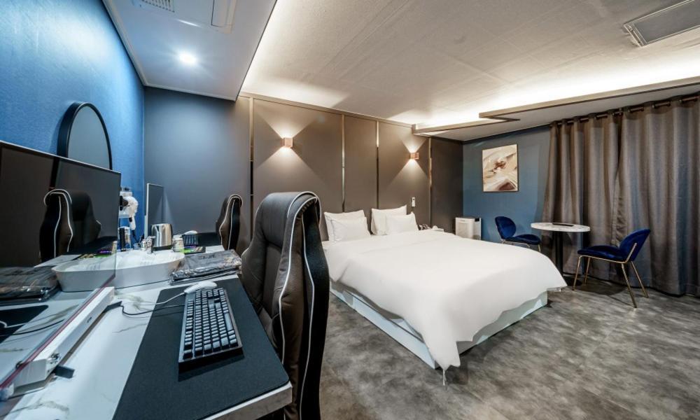 G7 Hotel Dongducheon Экстерьер фото